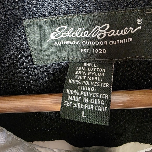 Eddie Bauer Utility Vest Men's Large Tan Safari Fishing Travel Multi Pocket 2007 - Picture 8 of 13